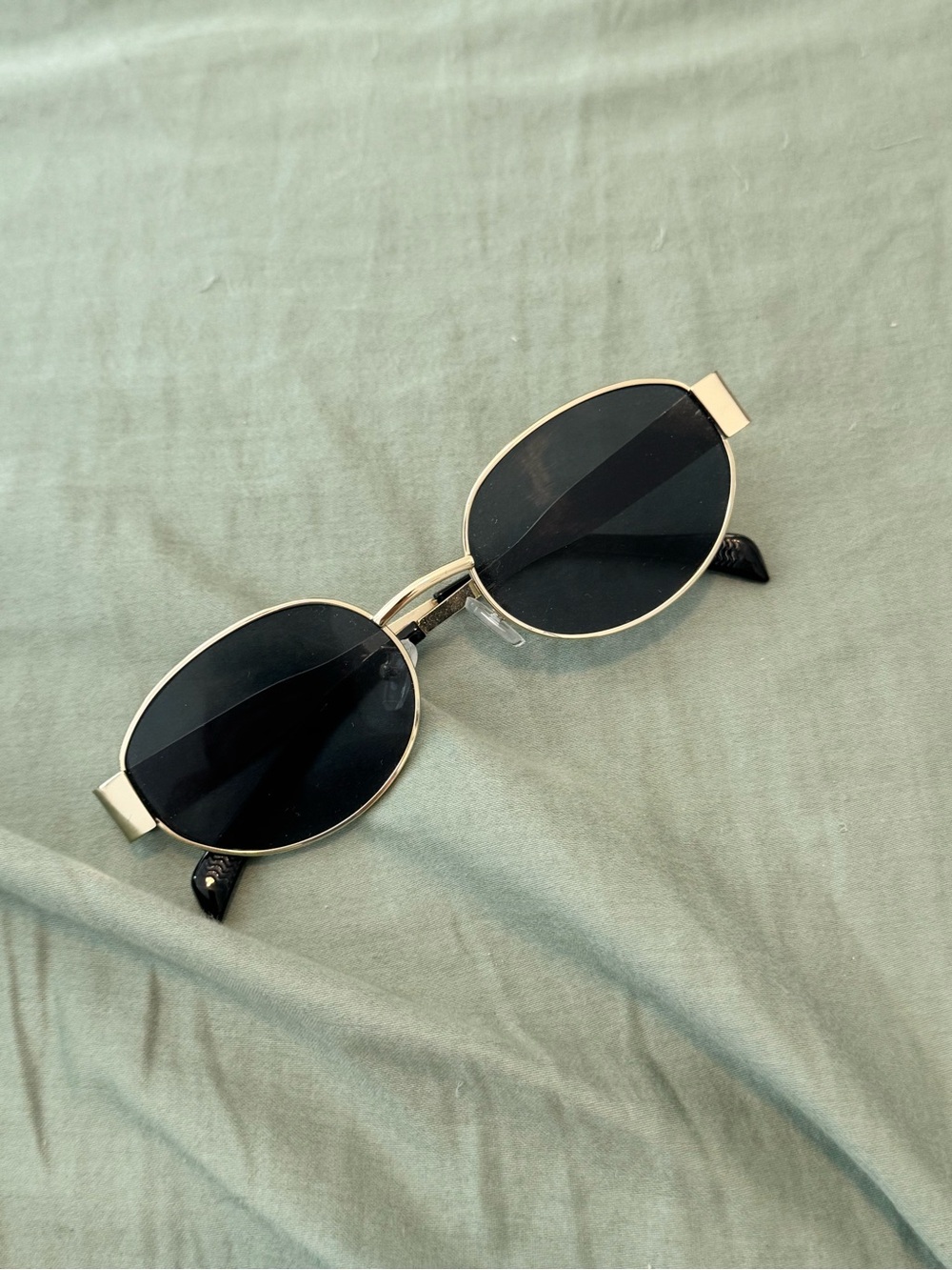 SHEIN Gold Oval Frame Black Lens Women's Sunglasses
